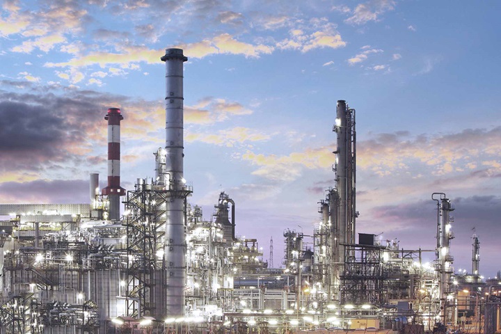 View of a refinery with blue sky